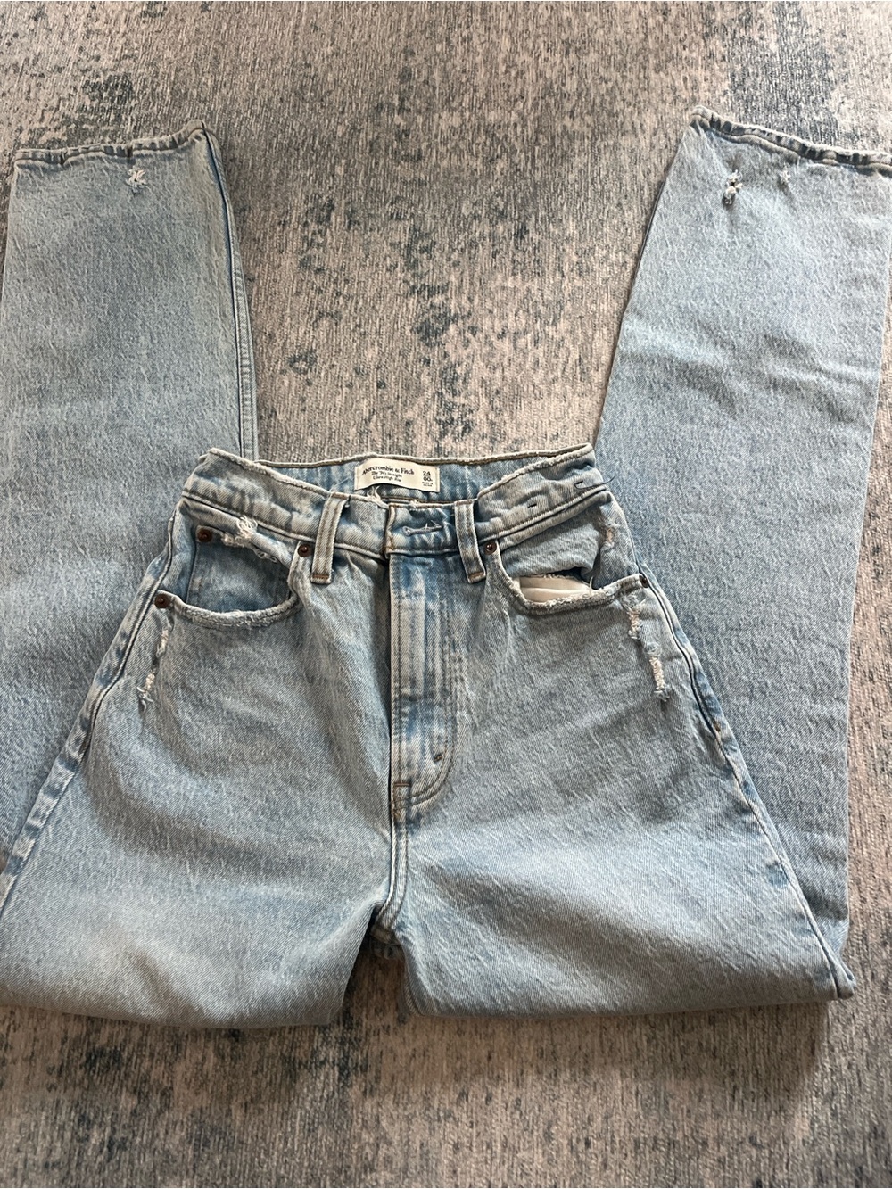 Abercrombie Light Wash High-Rise Women’s Jeans